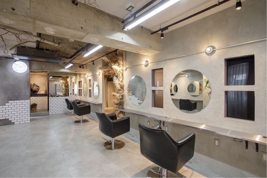 【東久留米駅】≪最大月給140万円≫≪土日祝休みOK≫抜群の待遇で働ける人気サロン！スタッフさんがやりがいを持って勤務できるようなサロン作りをしています！「tida smile（ティダスマイル）」からスタイリスト（美容師）の求人☆★