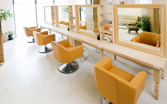 RISA HAIR DESIGN（リサ ヘアー デザイン）