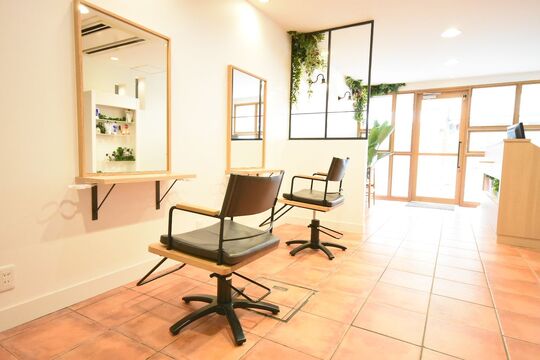 Pap’s de coiffeur 小林店（パプス ド コワフィール オバヤシテン）