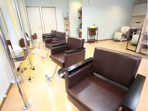 SMILE COLOR 尼崎店（スマイル カラー アマガサキテン）