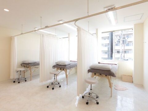 EYE STUDIO & W NAIL 河原町店（アイスタジオ アンド ダブルネイル カワラマチテン）