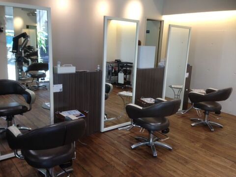 Re:ism Hair and Comfort（リズム ヘアー アンド コンフォート）