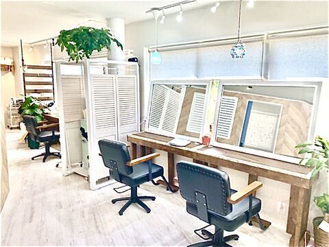 Hair resort Lino WEST（ヘア リゾート リノ ウエスト）