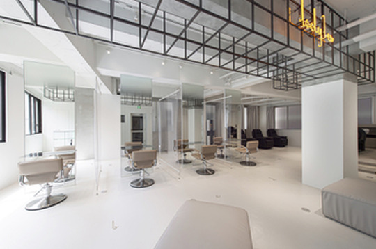 LOUWE men's salon（ローウェ メンズサロン）