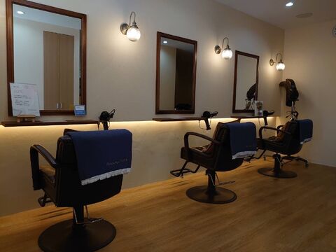 Hair&Spa Faris（ヘアアンドスパ ファリス）