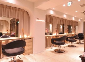 株式会社Charumante