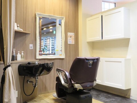 hair’s LOWE（ヘアーズ ロー）