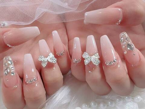 Me nail（ミイ ネイル）