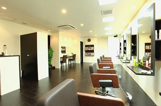 Supris hair（サプリス ヘアー）