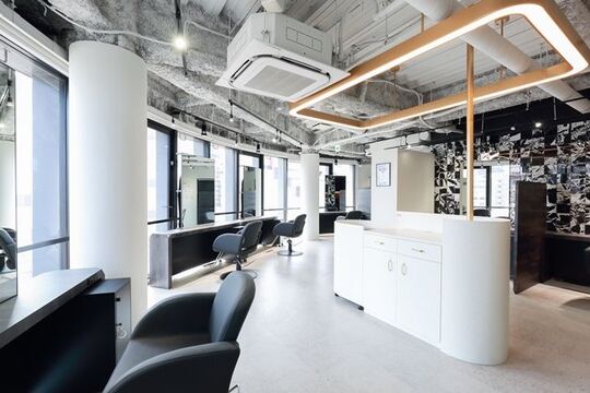 One by The Ect（ワン バイ ジ エクト）