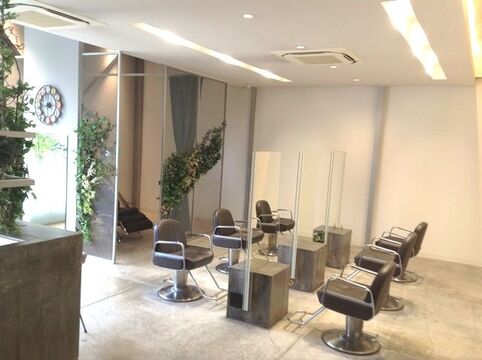 y.be green rel（ワイビー グリーン リル）