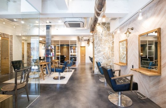 AUBE HAIR azul(オーブ ヘアー アズール)