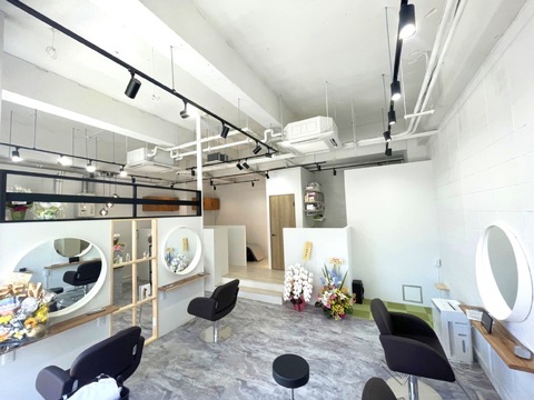 A.M. hair（アムヘアー）