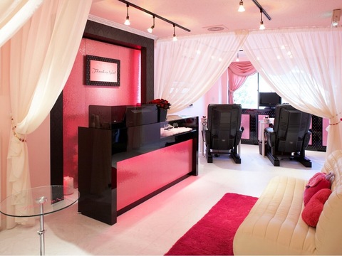 FlawlessNail 新宿南口店（フローレスネイル シンジュクミナミグチテン）