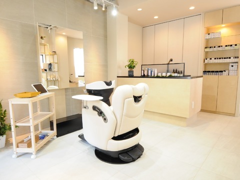 UNVEIL PRIVATE SALON（アンベイル プライベート サロン）