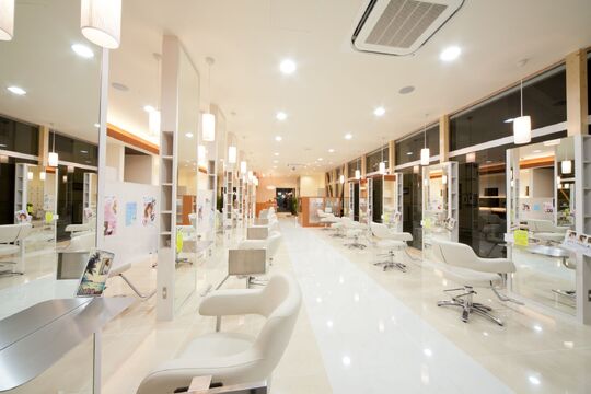 ICONIQ 豊田店（アイコニック トヨタテン）