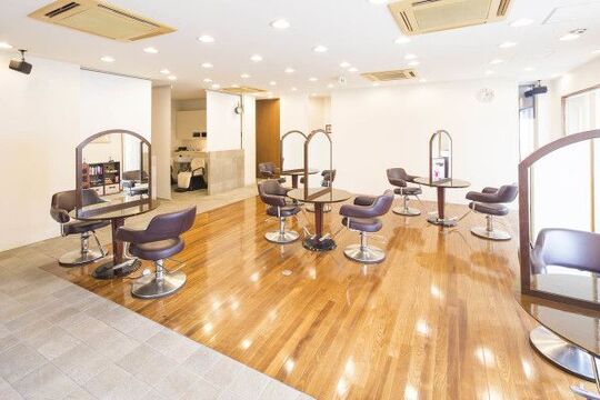 Rian Hair tokushige（リアン ヘアー トクシゲ）