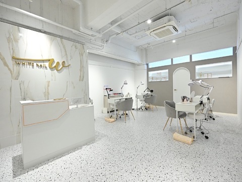 【宝塚駅】≪集客全力バックアップ！≫≪フリー売上40％／指名50％還元≫≪独立支援あり≫≪拘束時間なし≫月20〜50万円以上と頑張り次第で沢山稼げる環境！働く時間は自由！バリバリ働きたい女性を全力サポート！「2025年6月に宝塚市にオープン予定のネイルサロン！」からネイリスト（ネイル）の求人☆☆