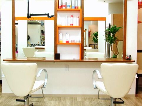 hairs BERRY 六甲道店（ヘアーズ ベリー ロッコウミチテン）