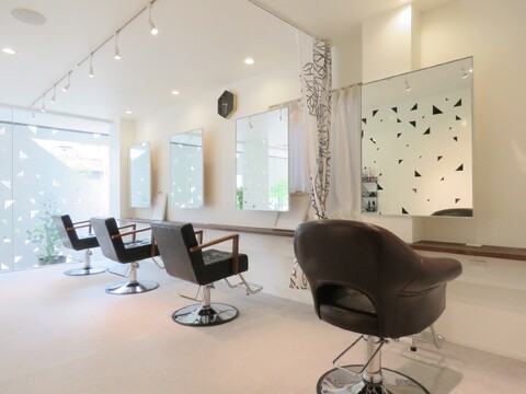 Rely Noble（レリー ノーブル）