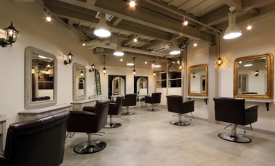 Lolonois 野田阪神（ロロネー ノダハンシン）