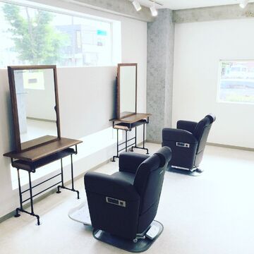 Hairs LORO（ヘアーズ ロロ）