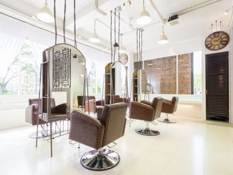 Plum Hair 香里ケ丘店（プラム ヘアー コウリガオカテン）