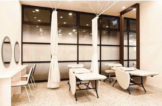 Acura. 六甲道店（アクラ ロッコウミチテン）