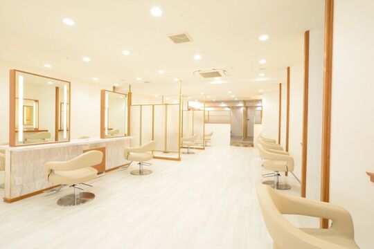 Natural maleec（ナチュラル マリーク）