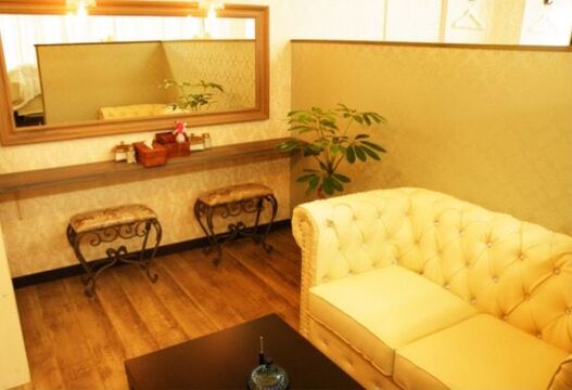 Berry Eyes（ベリー アイズ）