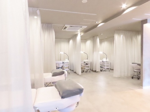 eyebrow&eyelash Ral. 天神店（アイブロウアンドアイラッシュ ラル テンジンテン）