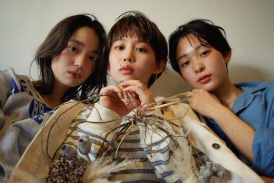 Cafune’ juntos YOLO（カフネ ジュントス ヨロ）