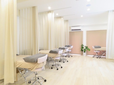 eyebrow&eyelash Ral.（アイブロウアンドアイラッシュ ラル）