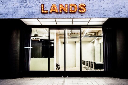 LANDS（ランズ）