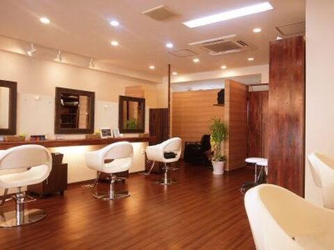 Refine 尼崎店（リファイン アマガサキテン）