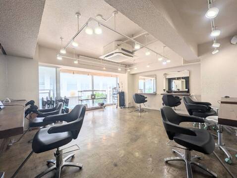 hair design atelier Camps（ヘア デザイン アトリエ キャンプス）