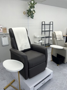 EMA NAIL 堺東店（エマ ネイル サカイヒガシテン）