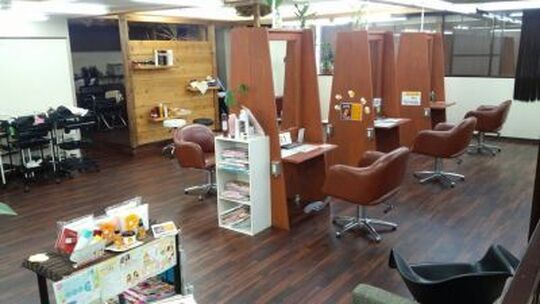 Duka W（デュッカ ダブリュー）