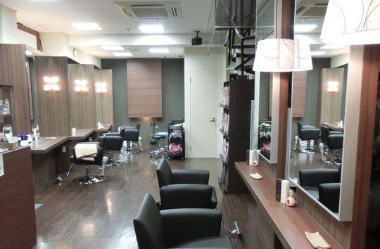 OFA’S HAIR 香椎ネクサス店（オファーズ ヘアー カシイネクサステン）