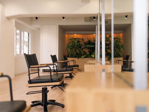 Ocean Hair & Life（オーシャン ヘア アンド ライフ）