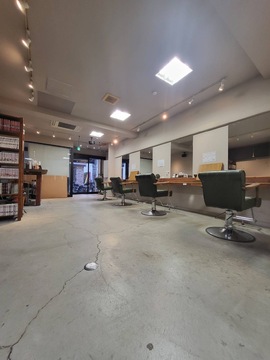 RGB garage（アールジービー ガレージ）