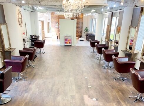 Neo hair 谷町九丁目店（ネオ ヘアー タニマチキュウチョウメテン）