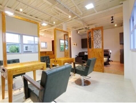 CASTA（カスタ）