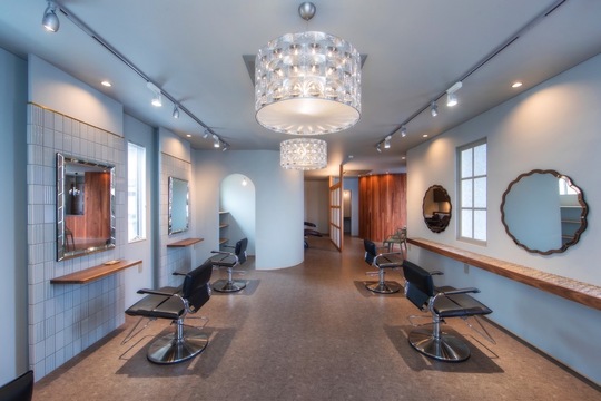 HAIR SALON Comet 新須賀店（ヘア サロン コメット シンスカテン）