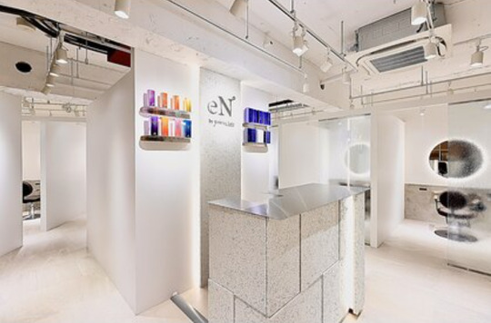 eN° by youres hair 飯田橋店（エン バイ ユアーズ ヘア イイダバシテン）