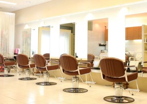 HAIR MAGIC 瓜破店（ヘアー マジック ウリワリテン）