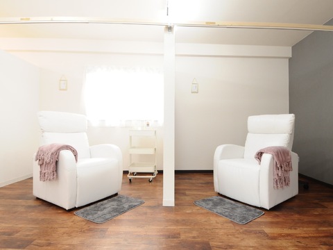 eyelash salon EMINAL（アイラッシュ サロン エミナル）