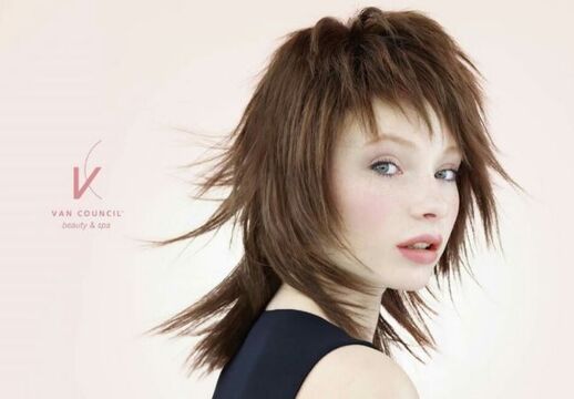 【宇美】≪社会保険完備≫≪住宅手当あり≫海外研修・カット講習・メイク講習など幅広く技術を学ぶことができるアトランタ出身のヘアサロン「VAN COUNCIL 福岡店（ヴァンカウンシルフクオカテン）」からスタイリスト（美容師）の求人☆★