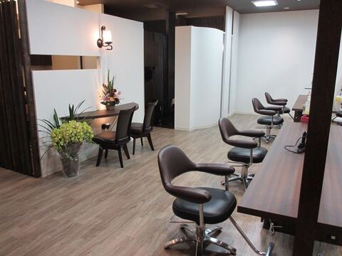 SALON DE SILHOUETTE（サロン ド シルエット）