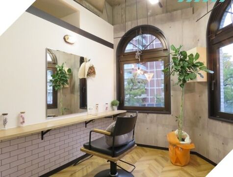 ROCA by teatro hair salon（ロカ バイ ティアトロ ヘア サロン）